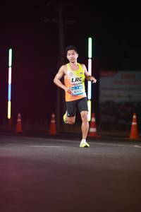 BIB: 42532
                            <button type="button" onclick="openModal(21240944)" class="btn btn-primary btn-sm float-right btn-popup" data-toggle="modal" data-target=".modal-high-quality">
                        <i class="fas fa-shopping-cart"></i> Add to Cart
                    </button>
                                            <button type="button" onclick="isThisMe(21240944, true)" class="btn btn-success btn-sm float-right btn-popup btn-isme hidden" data-toggle="tooltip" data-placement="bottom" title="นี่คือรูปของคุณใช่ไหม คลิกที่นี่เพื่อเอาเข้าอัลบั้ม">
                        <i class="fas fa-plus"></i> Add to album
                    </button>
                    <button type="button" onclick="isThisMe(21240944, false)" class="btn btn-warning btn-sm float-right btn-popup btn-isnotme hidden">
                        <i class="fas fa-ban"></i> Remove from album
                    </button>